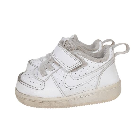 Nike Court Borough Low Top White Leather Sneaker Hook Loop Toddler 3 Basketball - Picture 1 of 8